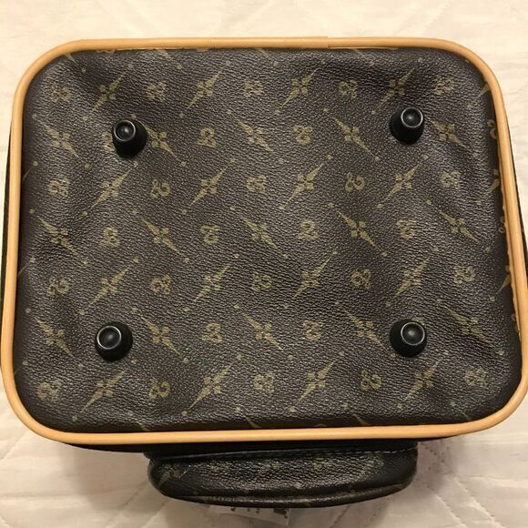 Vintage Alfa Travelgear makeup overnight Amazon travel bag nwt‎ - Picture 9 of 9